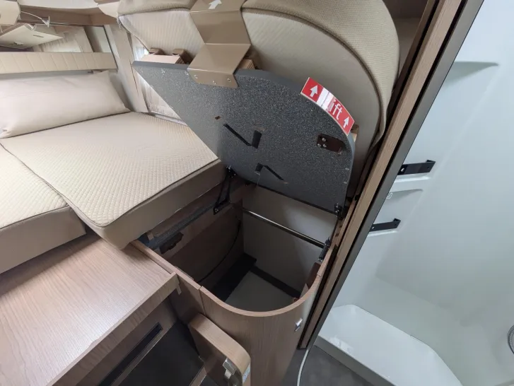 Fahrzeugbild Malibu T 490 LE #21