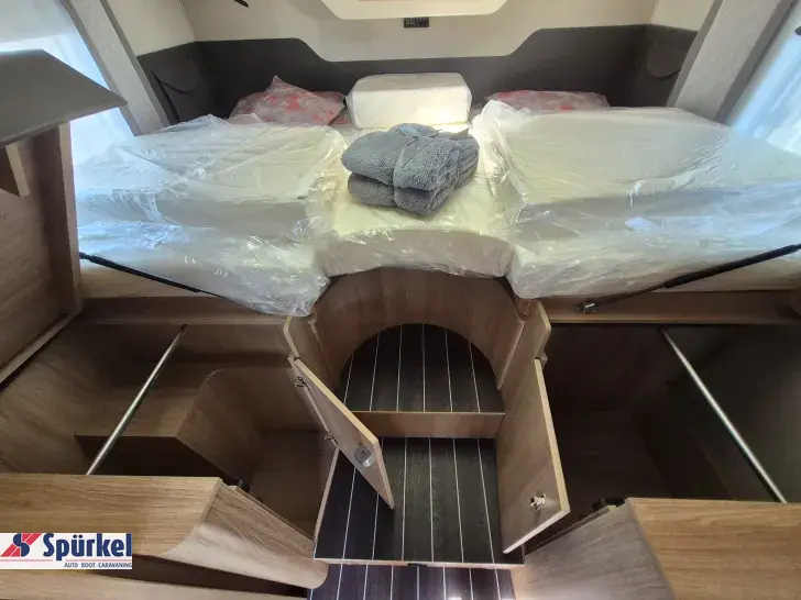Fahrzeugbild Knaus Sky TI 650 MEG Platinum Selection TraumMobil mit Tageszulassung #26