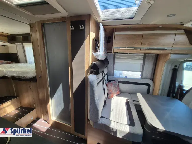 Fahrzeugbild Knaus Sky TI 650 MEG Platinum Selection TraumMobil mit Tageszulassung #31