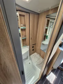 Fahrzeugbild Knaus Sky TI 650 MEG Platinum Selection TraumMobil mit Tageszulassung #12