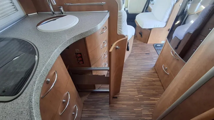 Fahrzeugbild Carthago chic c-line I 4.7 #42
