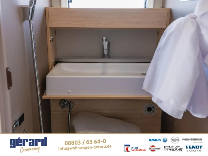 Fahrzeugbild Weinsberg CaraCito 470 QDK Ambiente, Duschpaket #15
