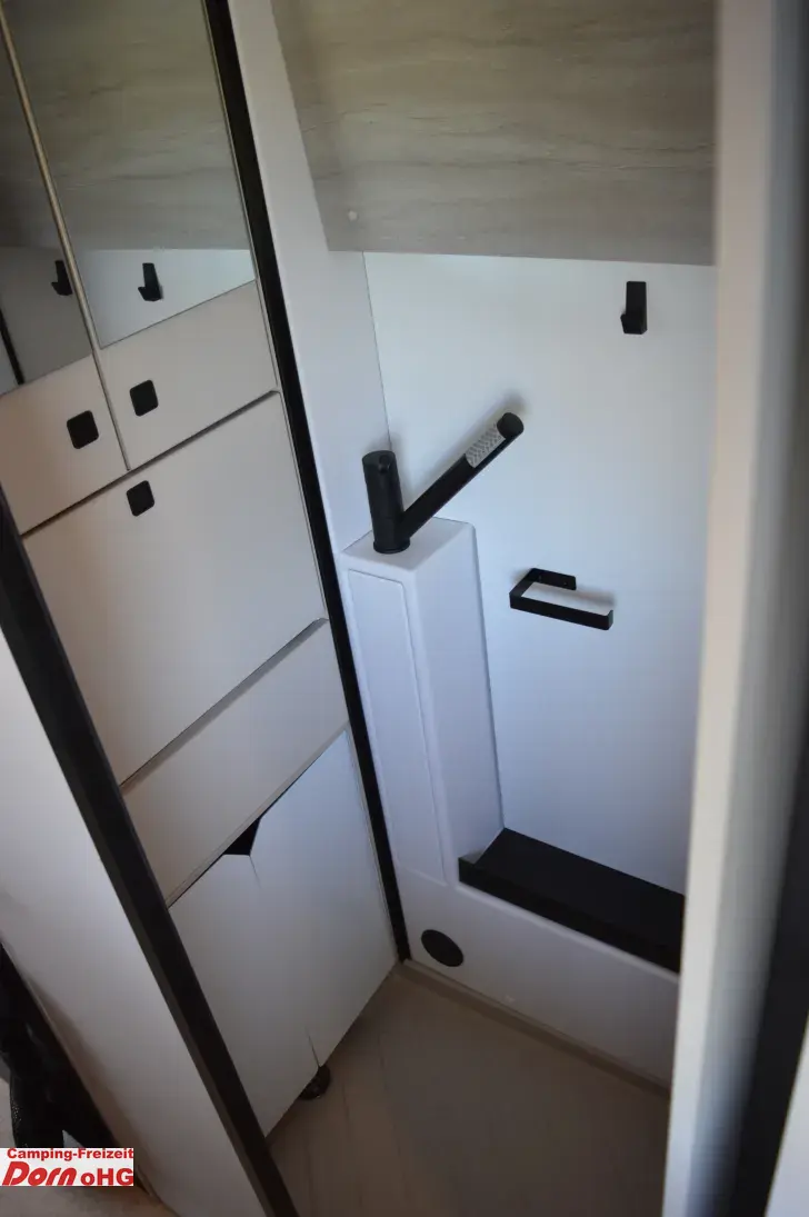 Fahrzeugbild Bürstner Habiton HMX 6.0 Allrad/Einzelbetten #17