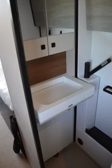 Fahrzeugbild Bürstner Habiton HMX 6.0 Allrad/Einzelbetten #18