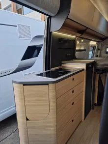 Fahrzeugbild Hobby Maxia Van 680 ET - AHK, Markise #6