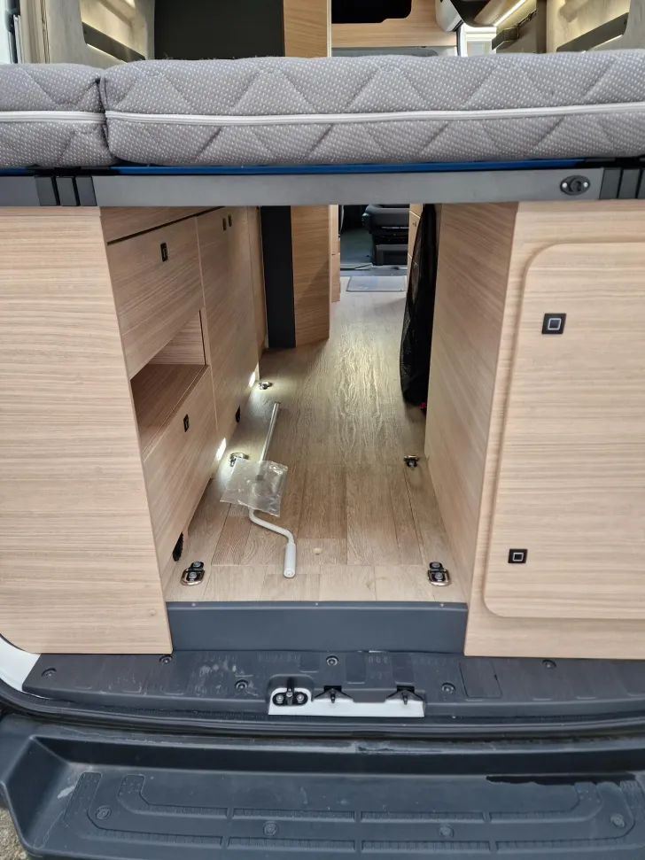 Fahrzeugbild Hobby Maxia Van 680 ET - AHK, Markise #13