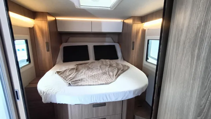 Fahrzeugbild Laika Ecovip L 4012 DS Vollausstattung #9
