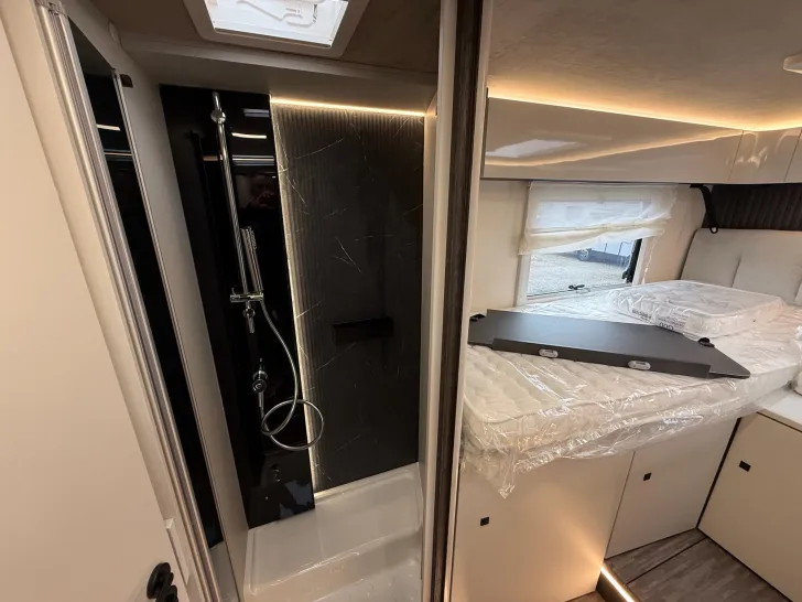 Fahrzeugbild Mobilvetta Kea P86, MJ26, KLIMA, SAT, TV, SOLAR, LITHIUM #23