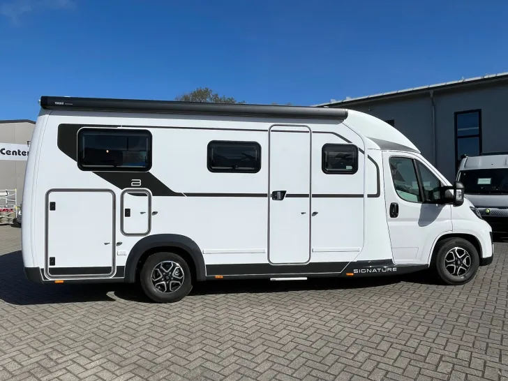 Fahrzeugbild Bürstner Signature SFT 7.0 #9