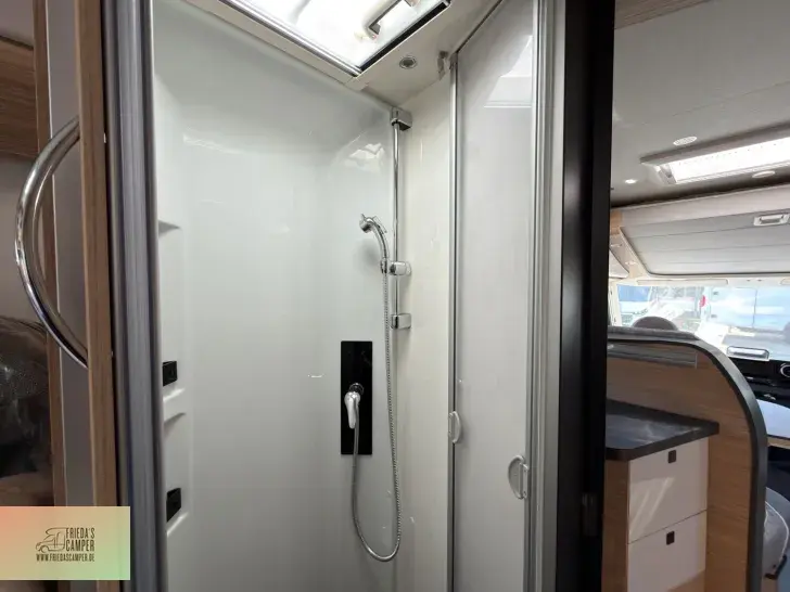 Fahrzeugbild Malibu I 450 RB LE viele Pakete Mercedes comfort MJ26 #17
