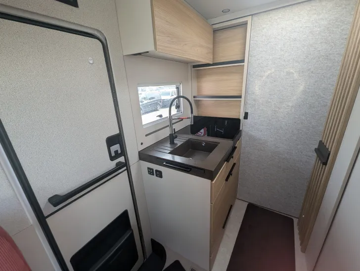 Fahrzeugbild Bürstner Signature SFT 7.0 Sie sparen 4.397,-!! #9