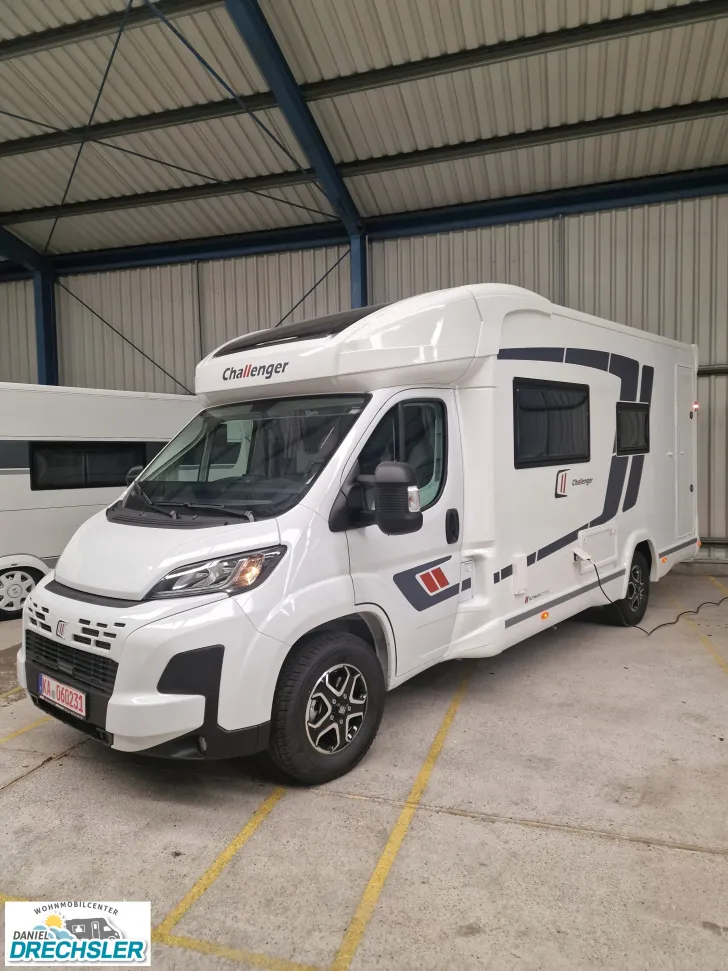 Fahrzeugbild Challenger 260 Ultimate Edition #1