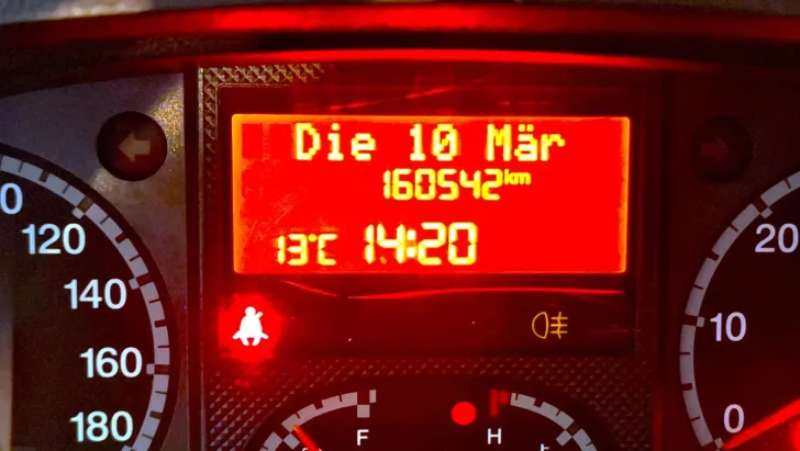 Fahrzeugbild LMC Breezer 698 G Fahrerhaus teilinteg #9