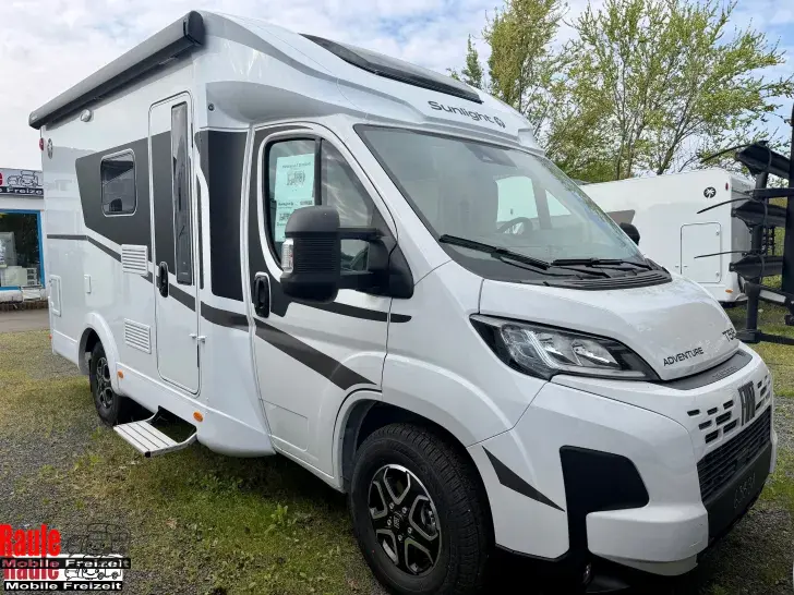Fahrzeugbild Sunlight T 58 Adventure mit Hubbett #1