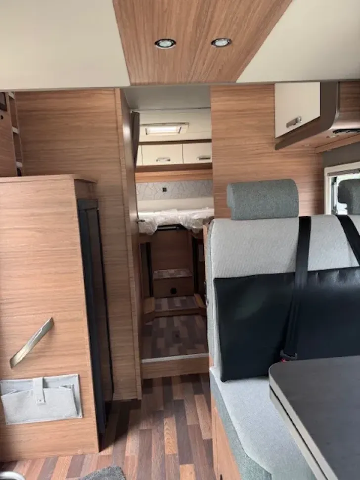 Fahrzeugbild Weinsberg CaraSuite 700 ME *Automatik*4.000 kg* #11