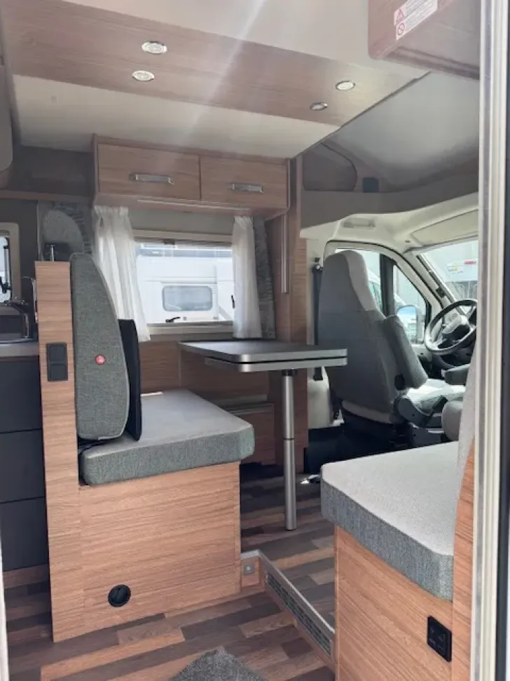Fahrzeugbild Weinsberg CaraSuite 700 ME #14