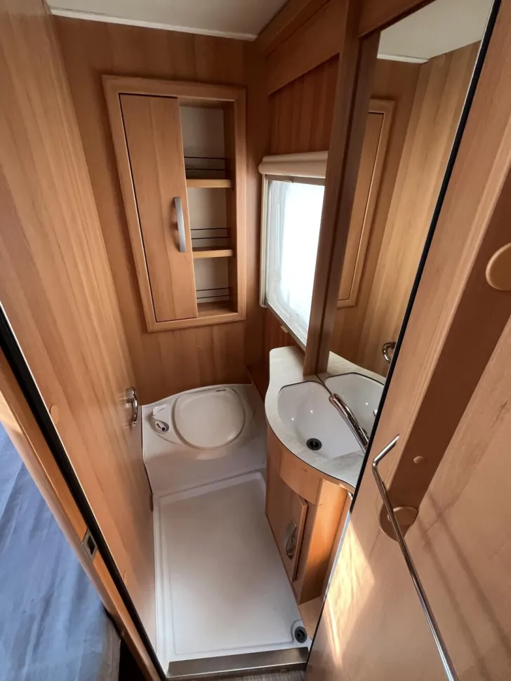 Fahrzeugbild Hymer Eriba Nova Light 465 #7
