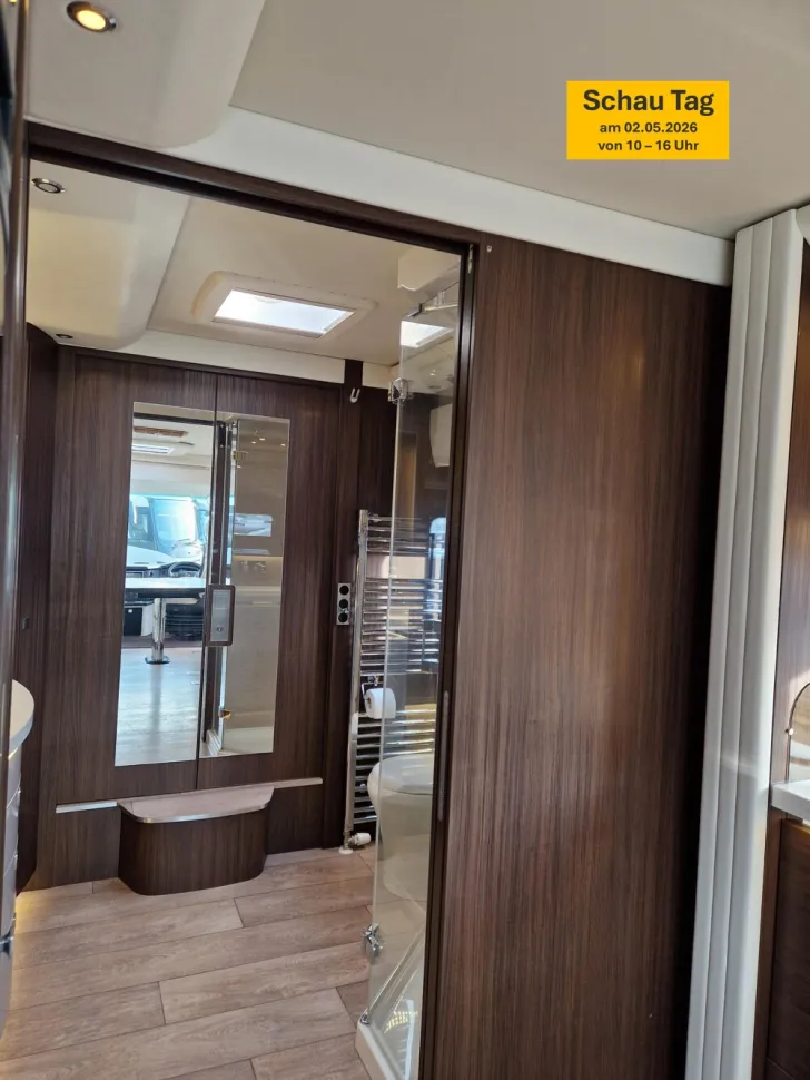 Fahrzeugbild Morelo Empire Liner 93 LO Slide Out #22