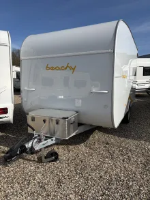 Fahrzeugbild Hobby Beachy 450 #1