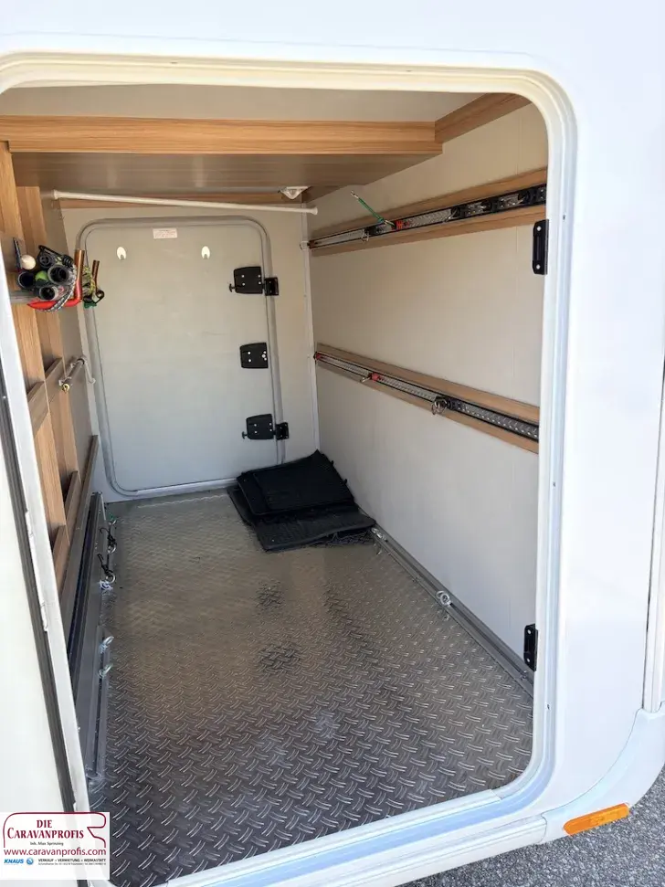 Fahrzeugbild Knaus Sun TI 700 MEG Platinum Selection Top Konfiguration #10