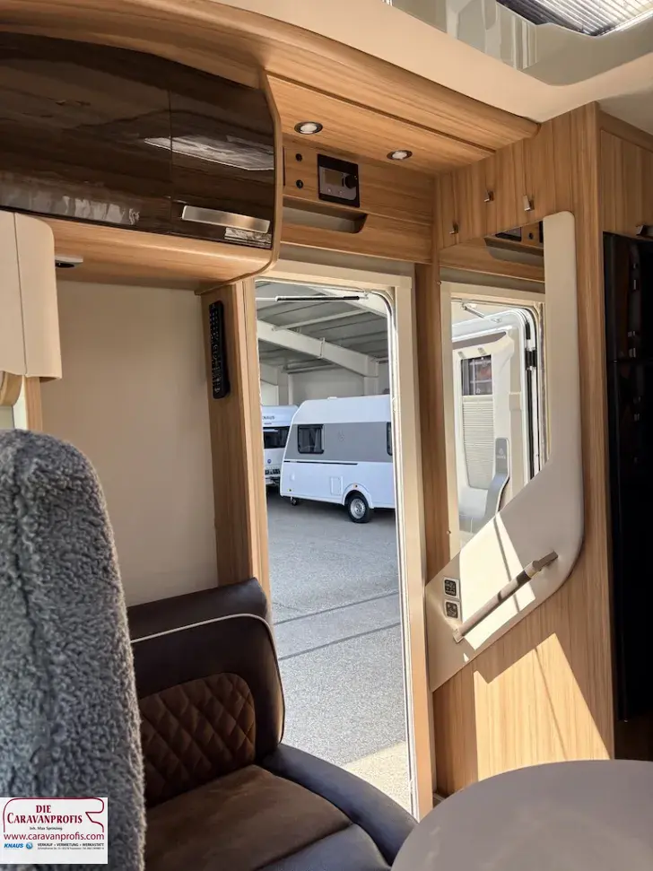 Fahrzeugbild Knaus Sun TI 700 MEG Platinum Selection Top Konfiguration #17