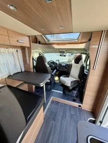 Fahrzeugbild Weinsberg CaraSuite EDITION SPICY 650 MEG #5
