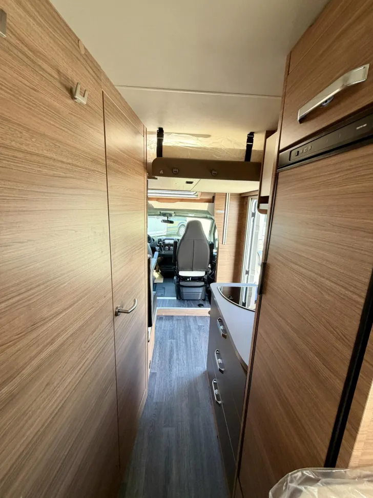 Fahrzeugbild Weinsberg CaraSuite EDITION SPICY 650 MEG #7