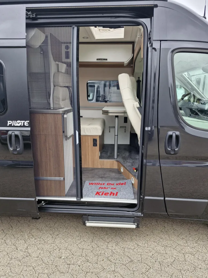 Fahrzeugbild Pilote V600G #15