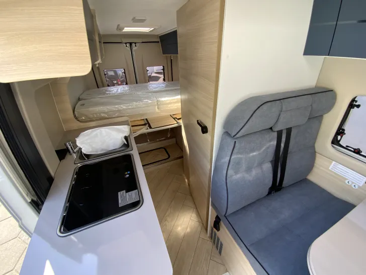 Fahrzeugbild Challenger Van V217 Cross Edition Automatik #8