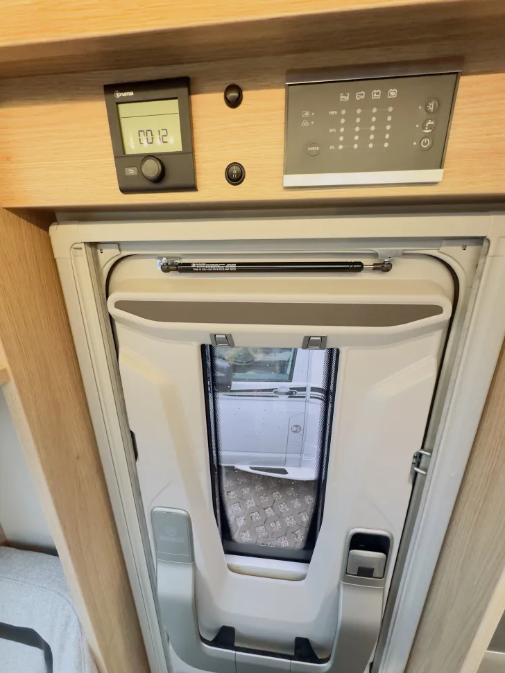 Fahrzeugbild Knaus Sky TI 650 MEG IC-Line Mietfahrzeug Verfügbar 11.2026 #23