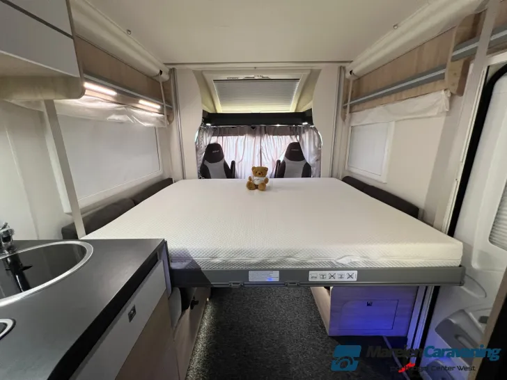 Fahrzeugbild Challenger Teilintegriert 380 (555) #10