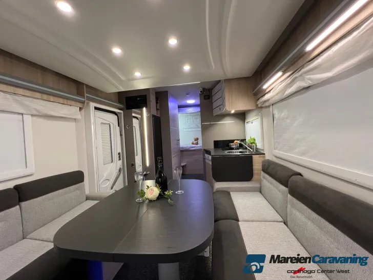 Fahrzeugbild Challenger Teilintegriert 380 (555) #14