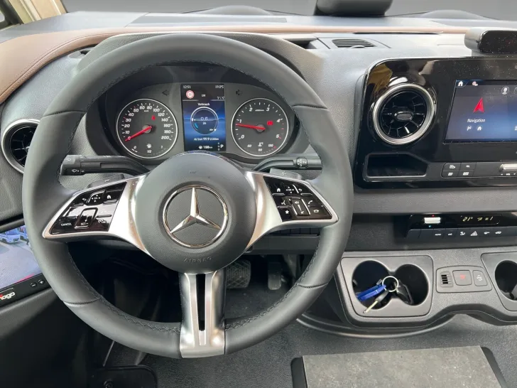 Fahrzeugbild Carthago chic c-line I 6.2 XL QB Mercedes (345) #10