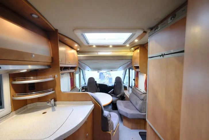 Fahrzeugbild Carthago Chic I 47 Light/Festbett/Garage/Markise #10