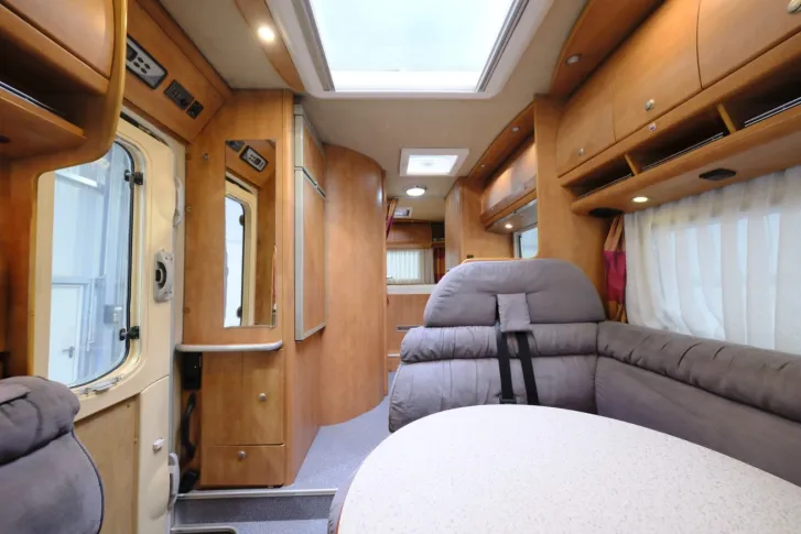 Fahrzeugbild Carthago Chic I 47 Light/Festbett/Garage/Markise #11