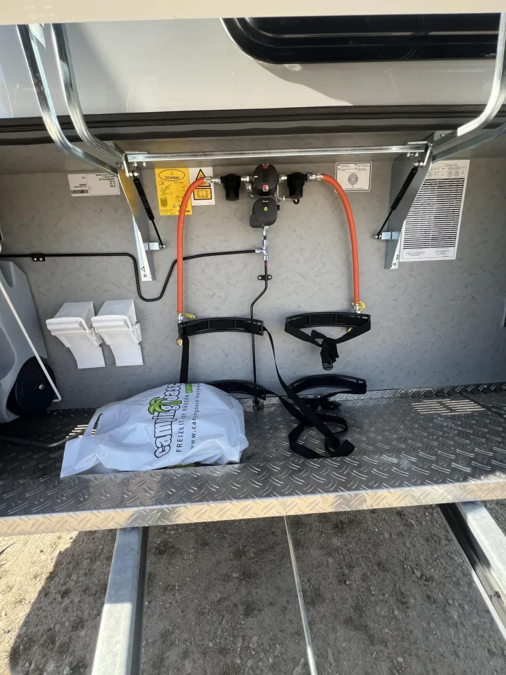 Fahrzeugbild Dethleffs Nomad 560 FMK *Mover*Klima*Markise*Combi 6G/E* #8