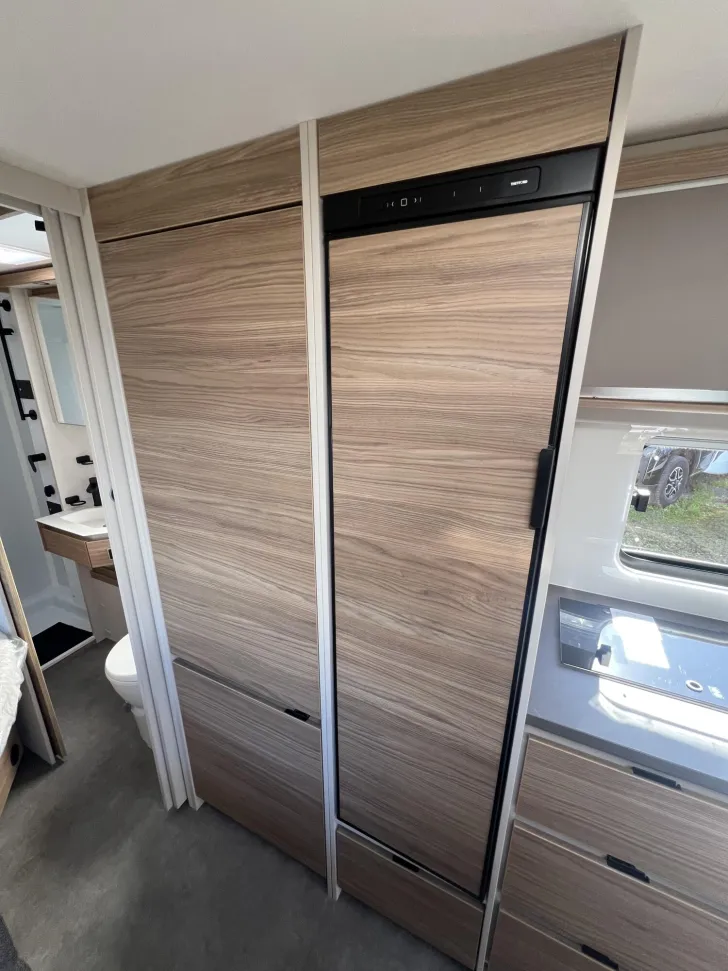 Fahrzeugbild Dethleffs Nomad 560 FMK *Mover*Klima*Markise*Combi 6G/E* #16