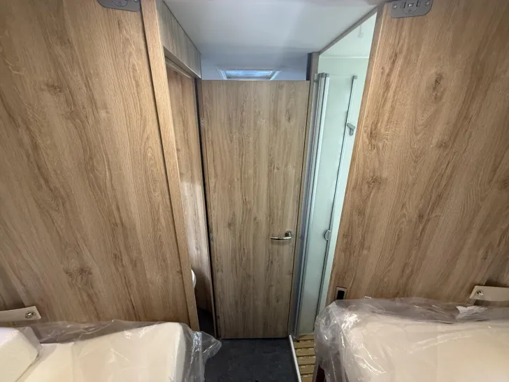 Fahrzeugbild Eura Mobil Integra Line GT IL 726 EF OHNE Hubbett - Sofort #14