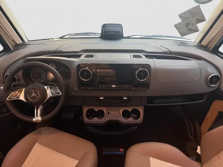 Fahrzeugbild Eura Mobil Integra Line GT IL 726 EF OHNE Hubbett - Sofort #20
