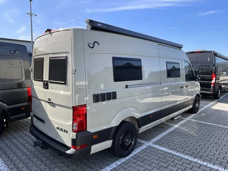 Fahrzeugbild Megamobil Andere Lounge 680S MAN #3