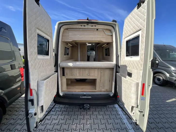 Fahrzeugbild Megamobil Andere Lounge 680S MAN #14
