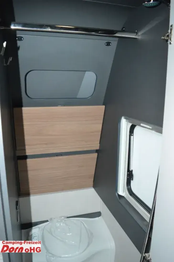 Fahrzeugbild Knaus Azur 500 FU Klima, Fußbodenheigzung #24
