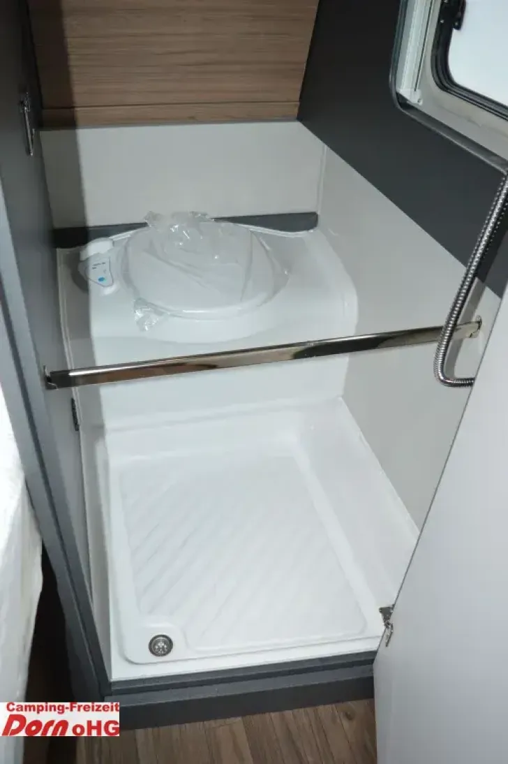 Fahrzeugbild Knaus Azur 500 FU Klima, Fußbodenheigzung #27