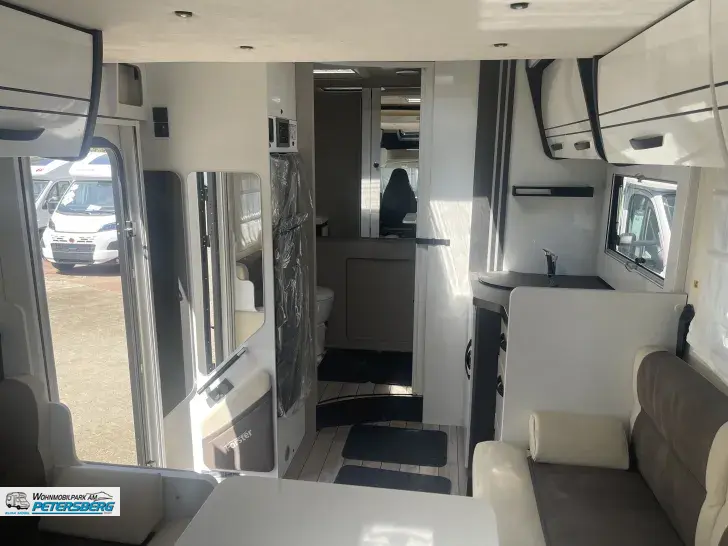 Fahrzeugbild Forster T 699 LF 140 PS * Automatik * 3,5 t #9