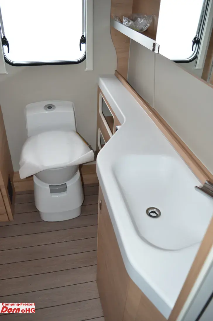 Fahrzeugbild Knaus Südwind 650 PXB 60 YEARS Alde Warmwasserh./Dachklima #23