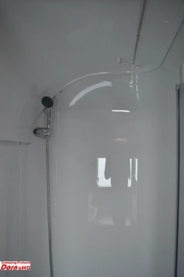 Fahrzeugbild Knaus Südwind 650 PXB 60 YEARS Alde Warmwasserh./Dachklima #24