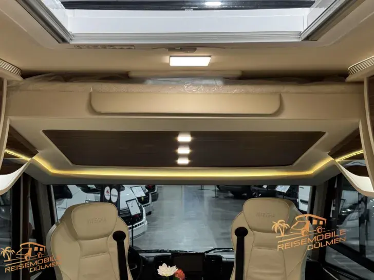 Fahrzeugbild Eura Mobil Integra 890EB NAVI RFK #27