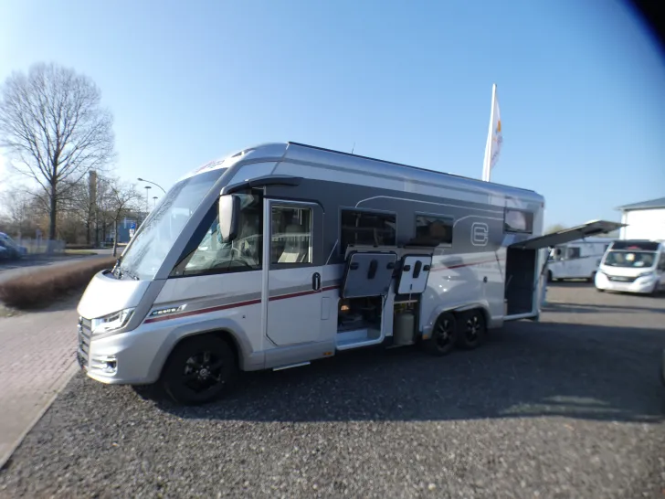 Fahrzeugbild Carthago chic e-line I 50 LE DA Stützenanlage, Sat, Solar, #4