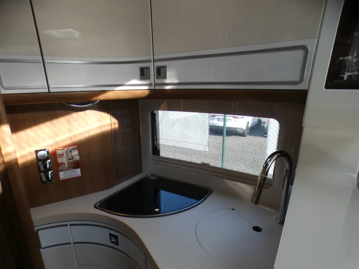 Fahrzeugbild Carthago chic e-line I 50 LE DA Stützenanlage, Sat, Solar, #19