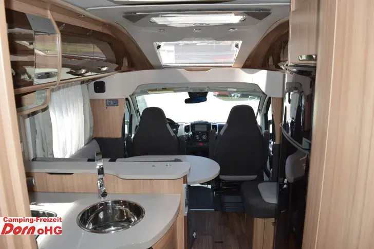 Fahrzeugbild Knaus Sun TI 700 MEG Platinum Selection 180 PS/Automatik #7